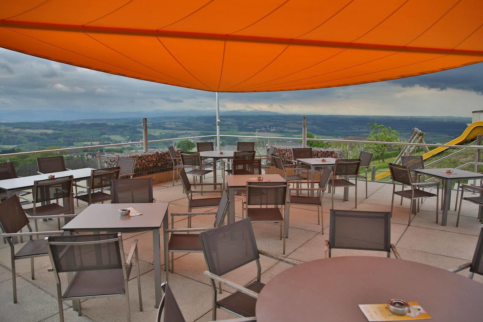 Gasthof Alpenblick Hotel Amstetten Exterior photo